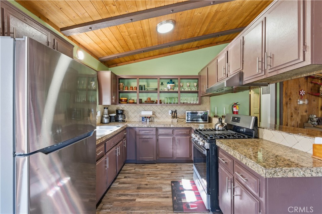 44667 Barton Property Photo 8