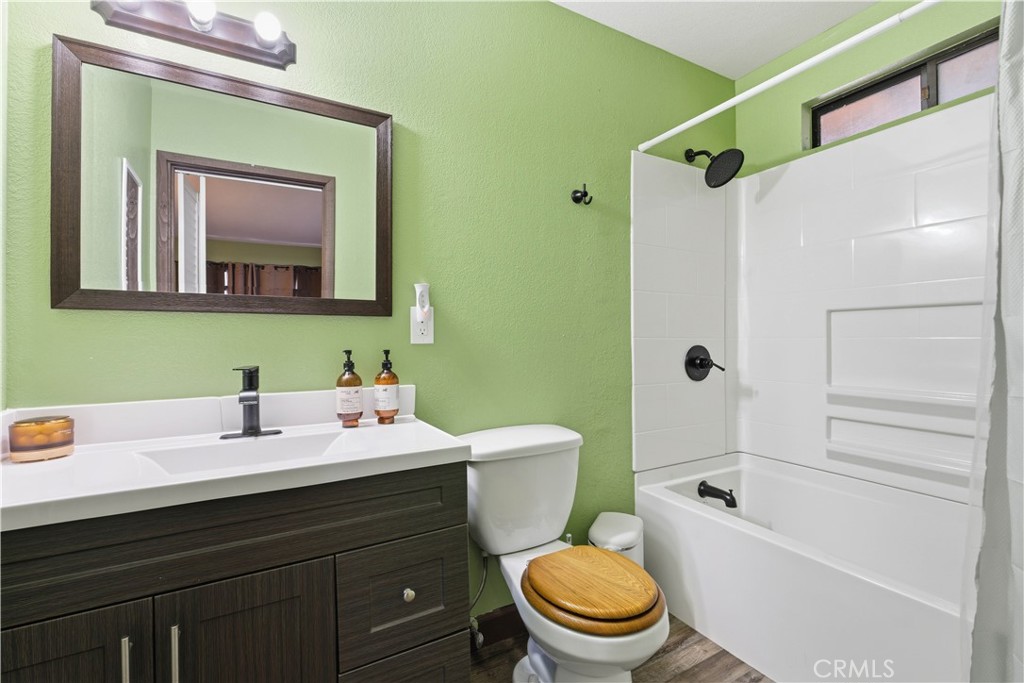 44667 Barton Property Photo 18