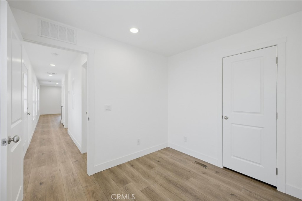 9873 Alder Avenue 32 Property Photo 17