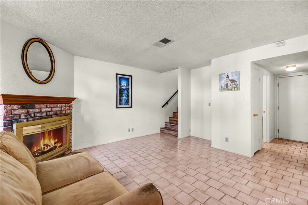 13436 Francisquito Ave C Property Photo 4