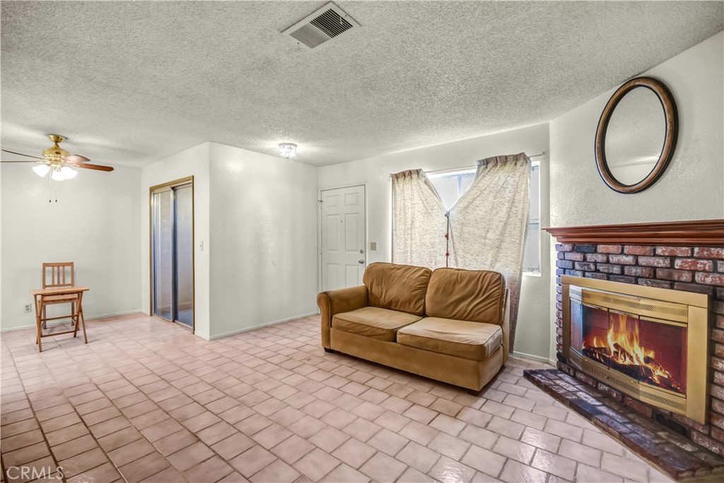 13436 Francisquito Ave C Property Photo 6