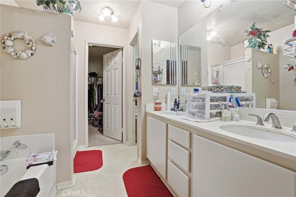 2330 Juneberry Property Photo 16