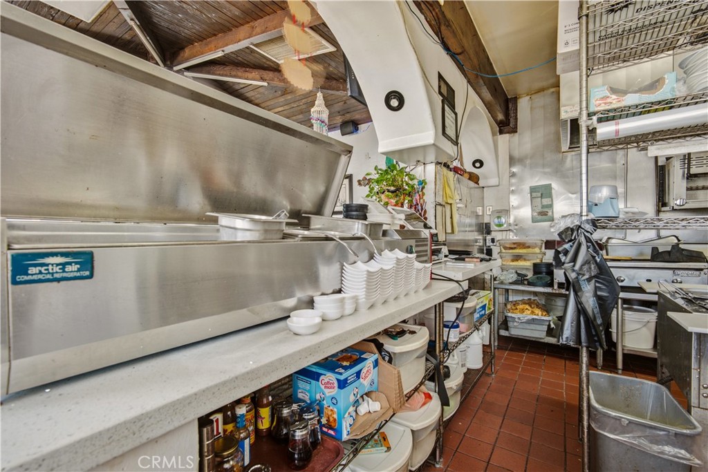 7614 Eastern Property Photo 16