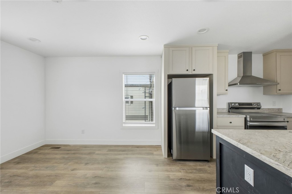18411 Valley Boulevard 39 Property Photo 5