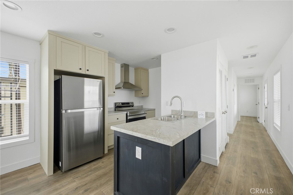 18411 Valley Boulevard 39 Property Photo 10