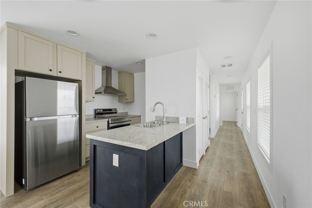 18411 Valley Boulevard 39 Property Photo 14