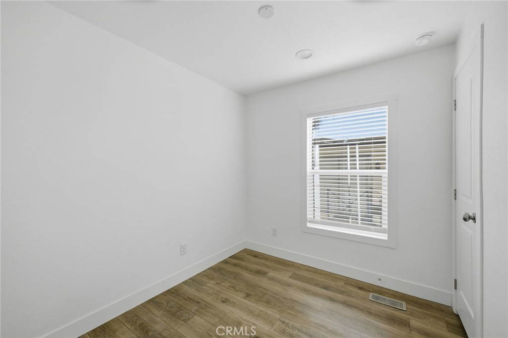 18411 Valley Boulevard 39 Property Photo 19