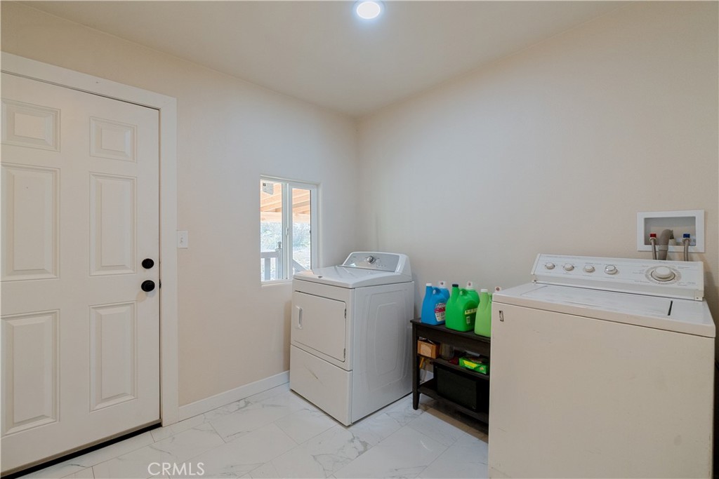 40004 171st E Property Photo 13