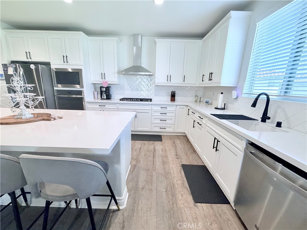 9401 Venetian Property Photo 3