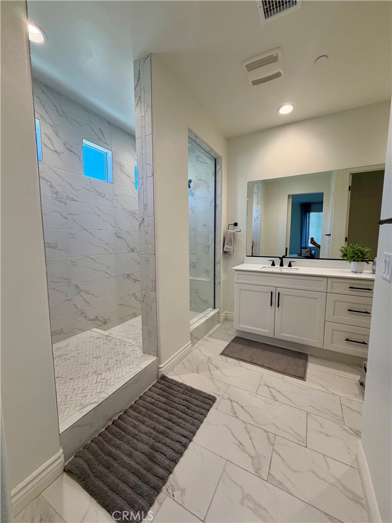 9401 Venetian Property Photo 14