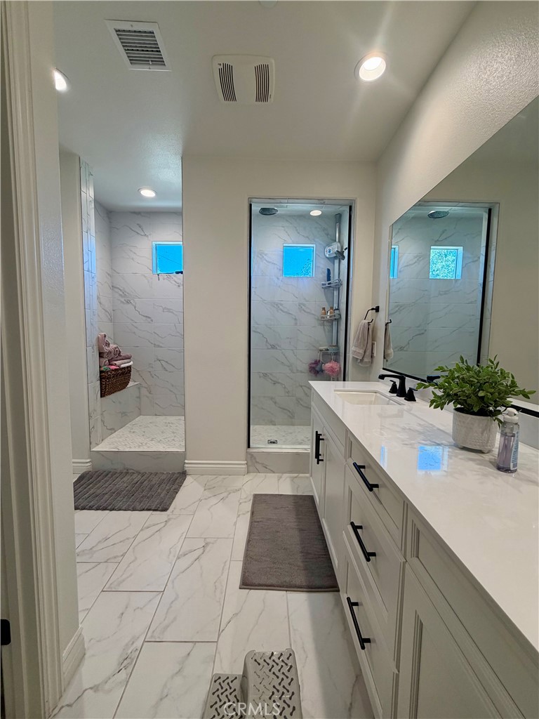 9401 Venetian Property Photo 15