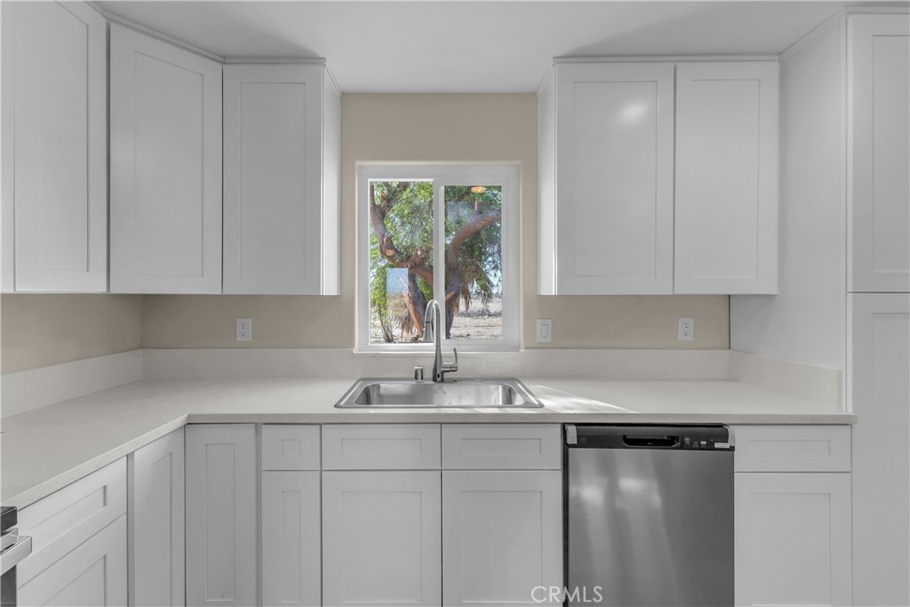 1341 Beach Club Drive Property Photo 10