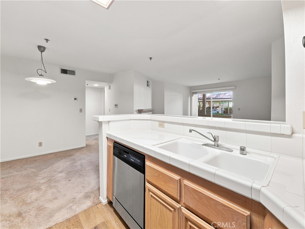 5728 Oak Bend Lane 202 Property Photo 11