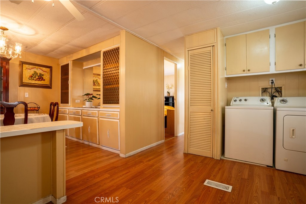1560 S Otterbein Ave 167 Property Photo 8