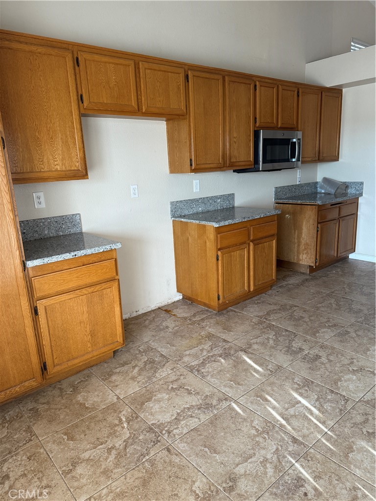 12627 Half Moon Cir Property Photo 2