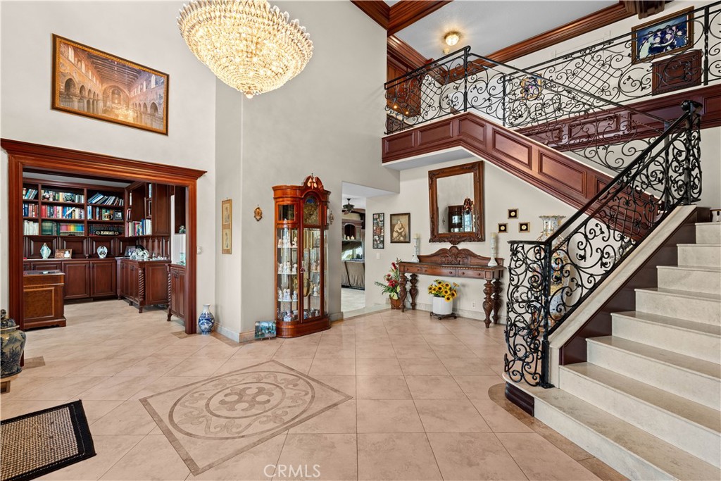 1603 Calle Cristina Property Photo 4