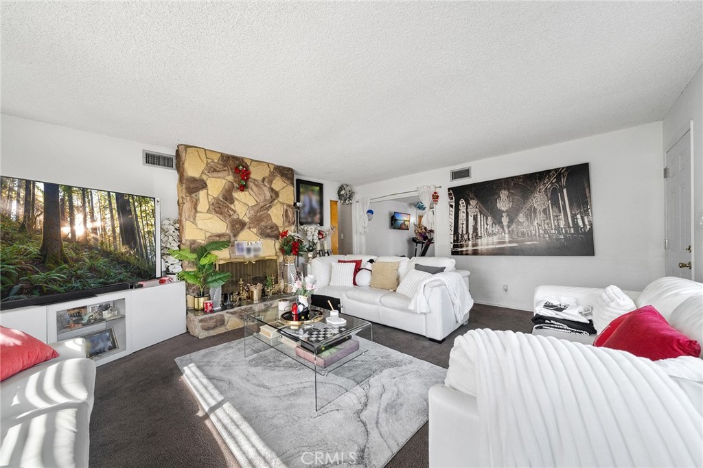 3823 Stockbridge Property Photo 14