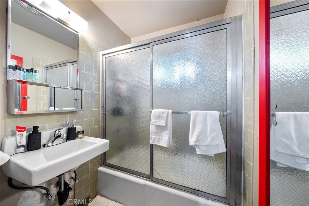 3823 Stockbridge Property Photo 27