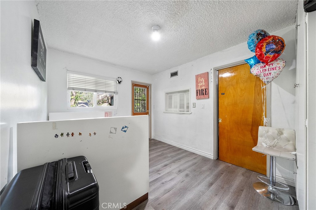 3823 Stockbridge Property Photo 28