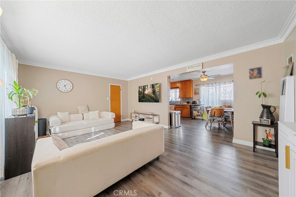 3823 Stockbridge Property Photo 32