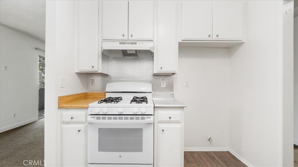 3649 Glendon Avenue 202 Property Photo 6
