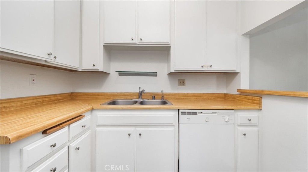 3649 Glendon Avenue 202 Property Photo 7
