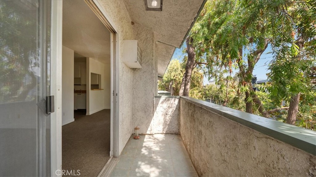 3649 Glendon Avenue 202 Property Photo 13