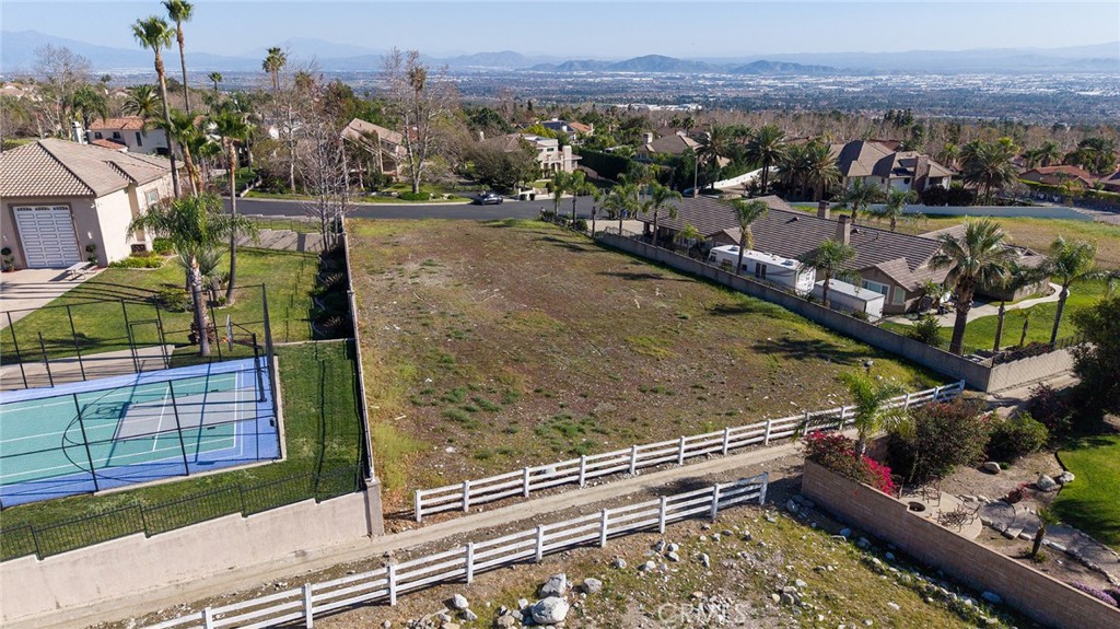 5056 Calypso Court Property Photo 7