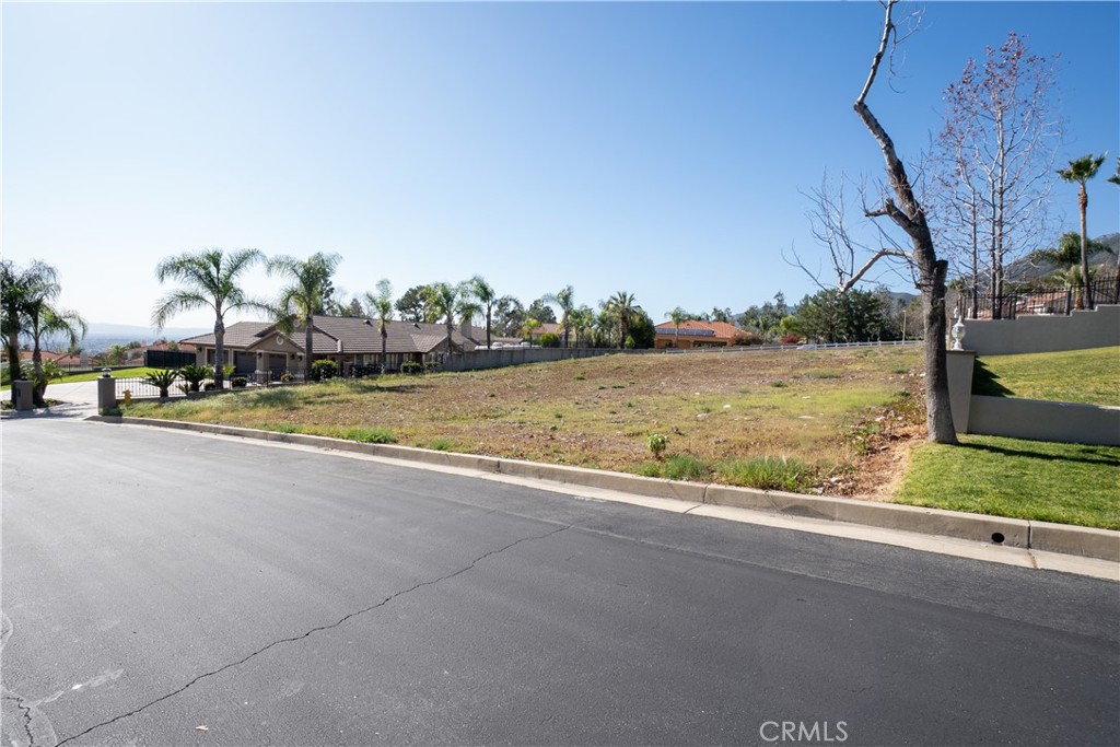 5056 Calypso Court Property Photo 13