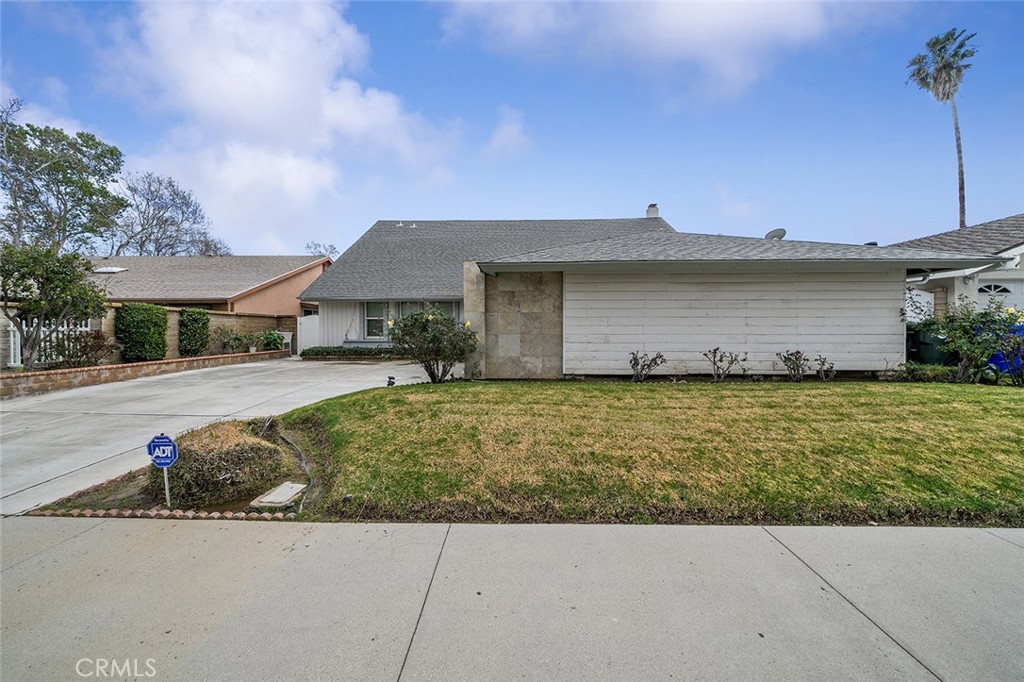 23850 Via Jacara Property Photo 1