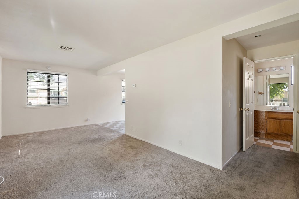 304 S Minnesota Property Photo 24