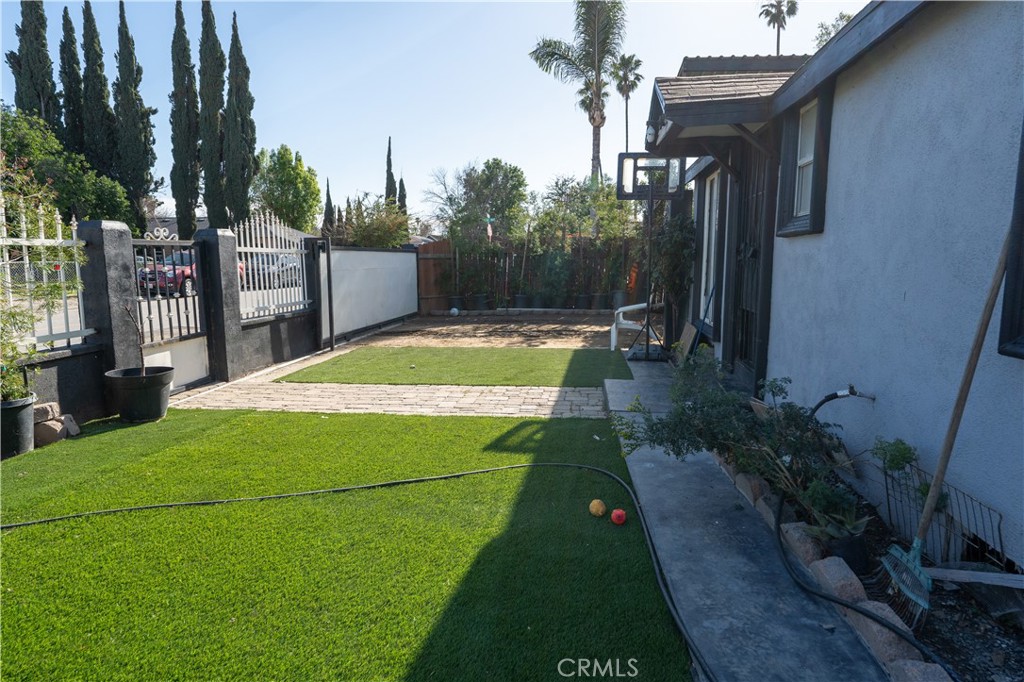3895 Twining Property Photo 2