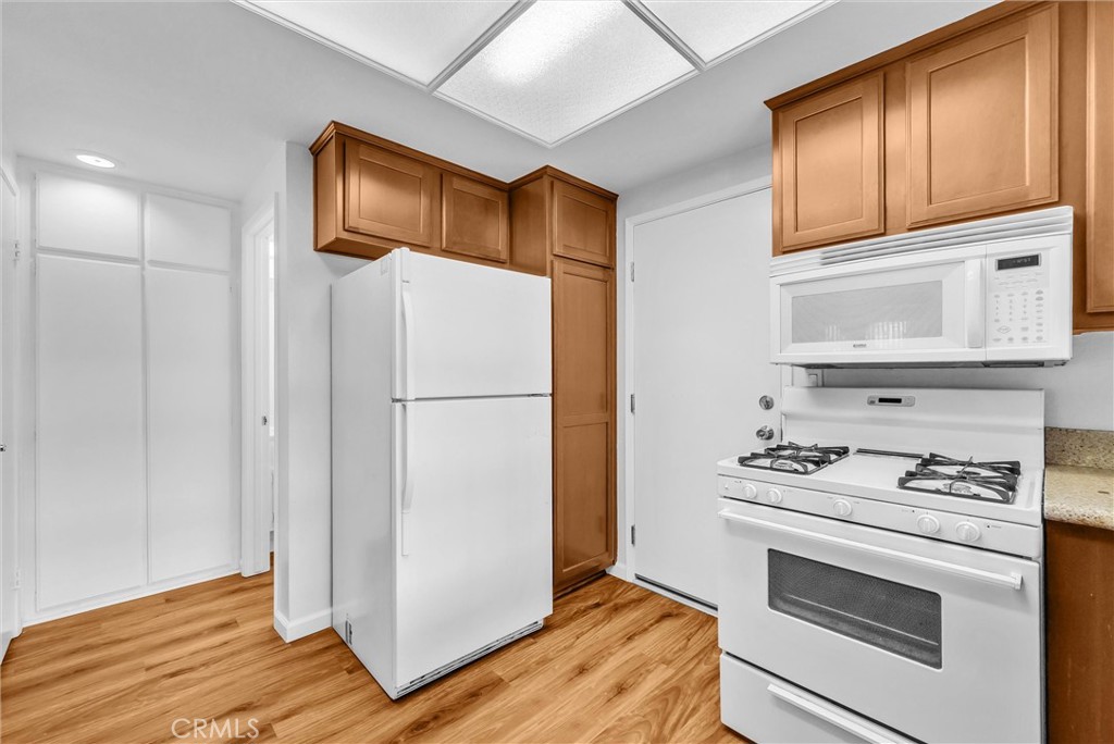 538 Derby Property Photo 10