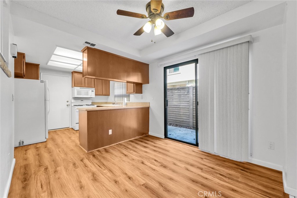 538 Derby Property Photo 12