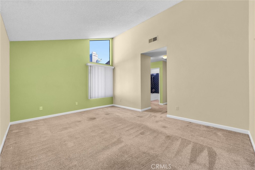 538 Derby Property Photo 16