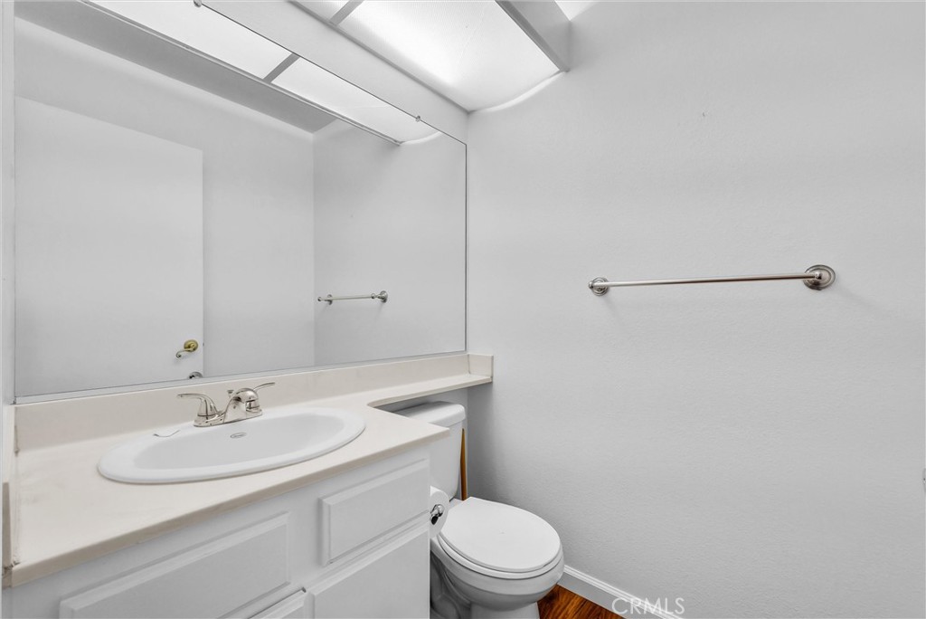 538 Derby Property Photo 27