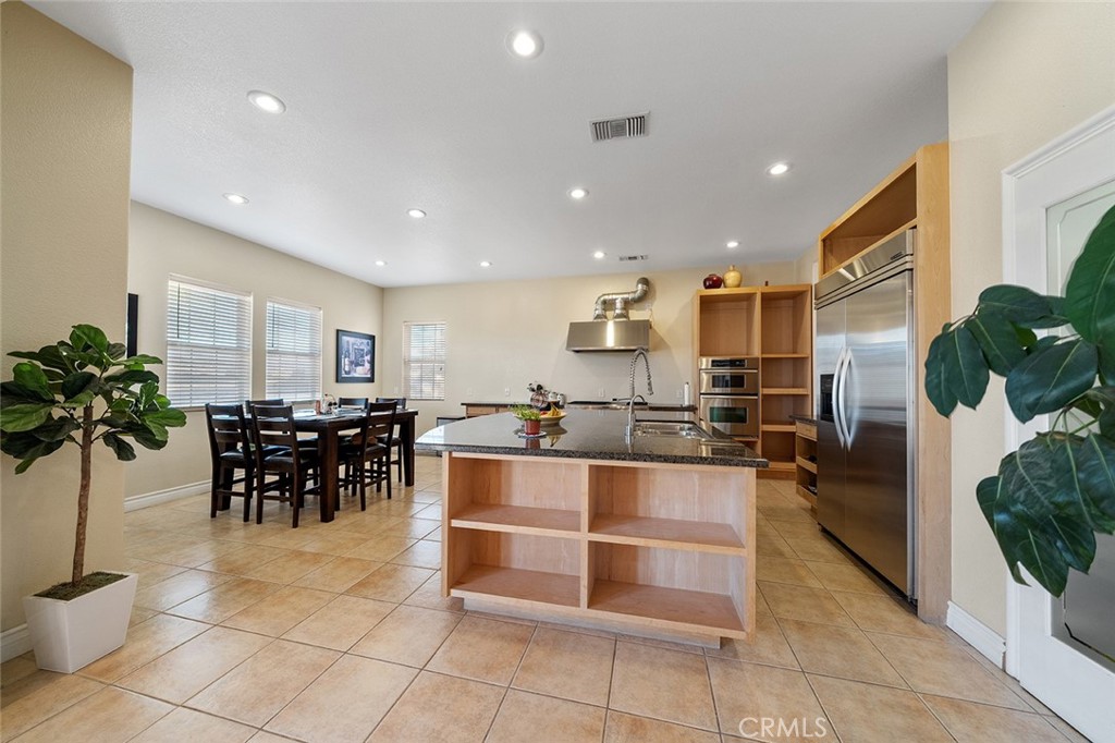 5040 E Avenue T8 Property Photo 16