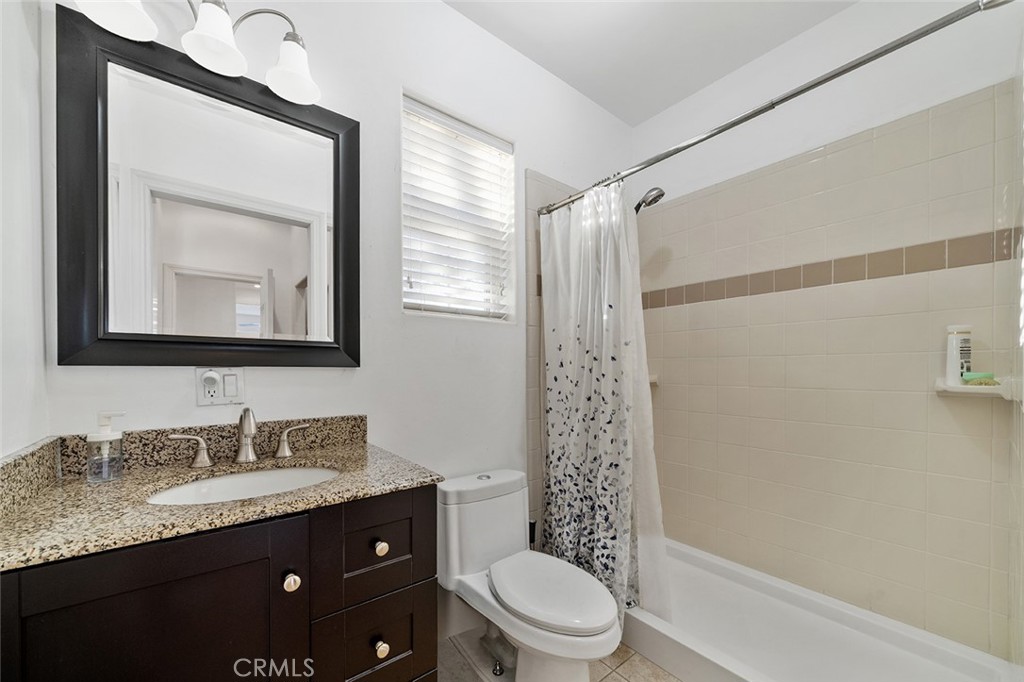 5040 E Avenue T8 Property Photo 25
