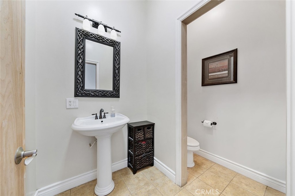 5040 E Avenue T8 Property Photo 28