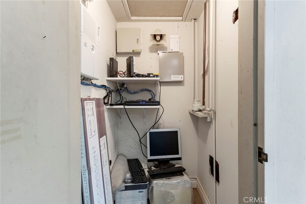 706 N Diamond Bar Property Photo 28