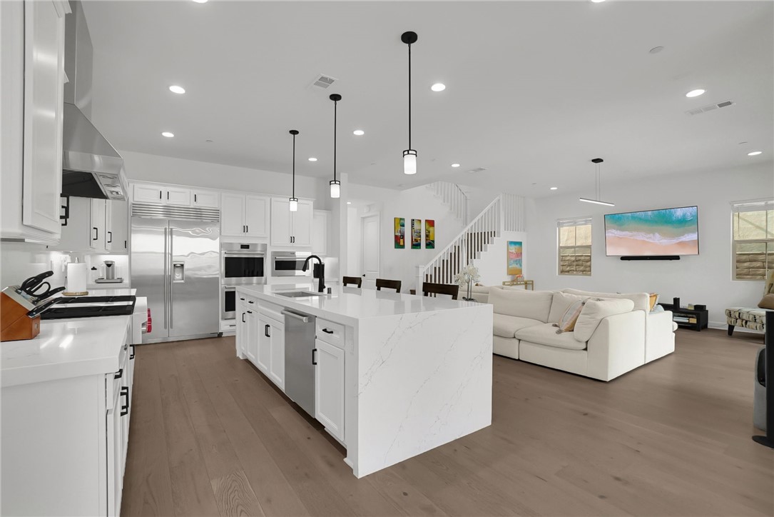 21303 Rockview Terrace Property Photo 10