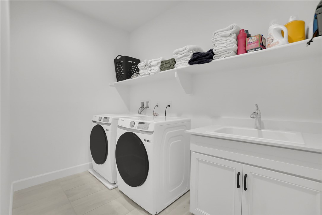 21303 Rockview Terrace Property Photo 18