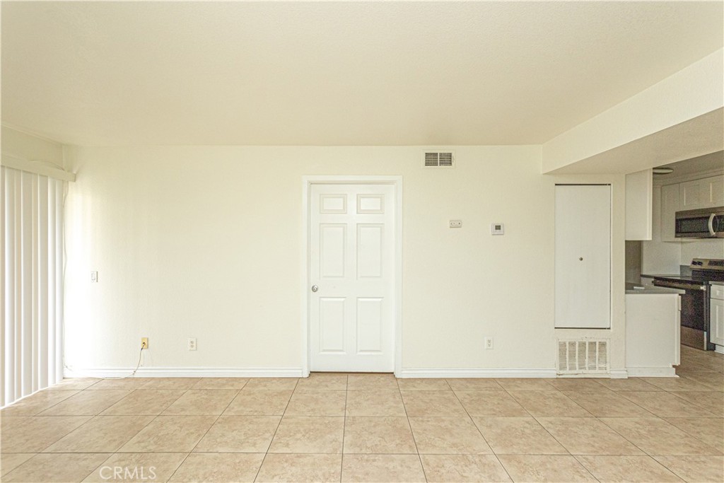 1265 Kendall Property Photo 5