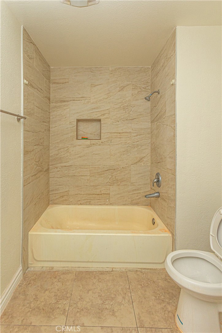 1265 Kendall Property Photo 14