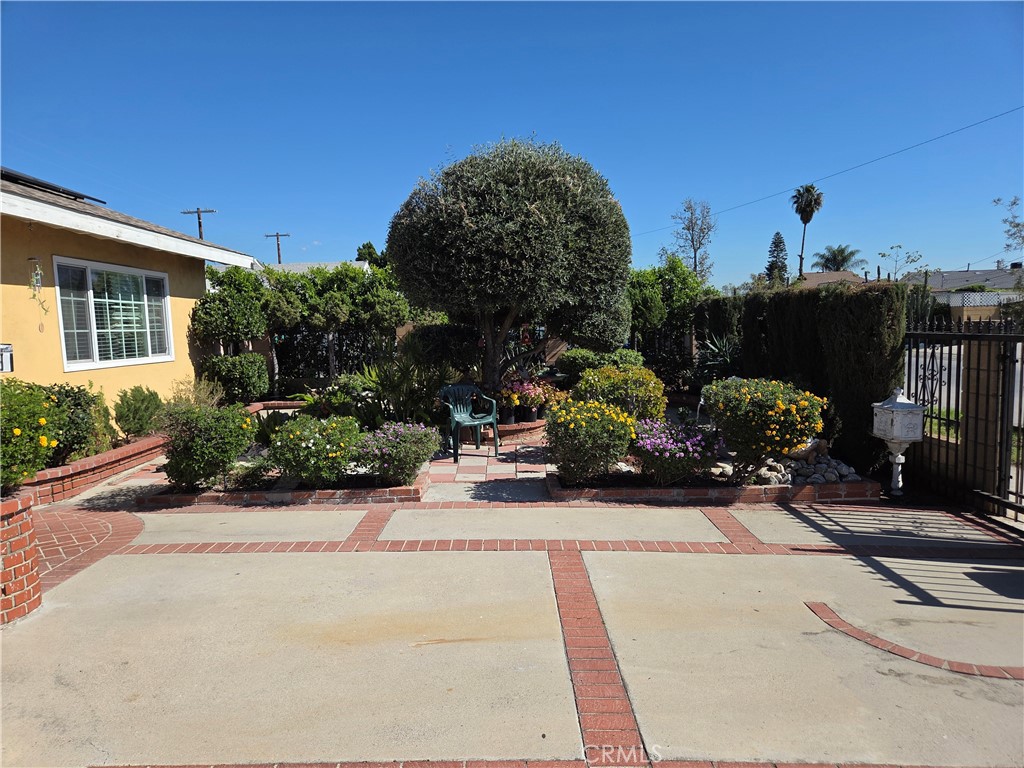 11223 Stagg Property Photo 6