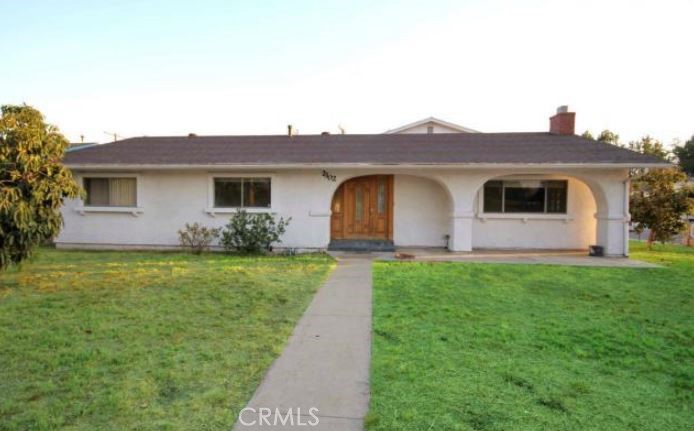 2302 8th Property Photo 2