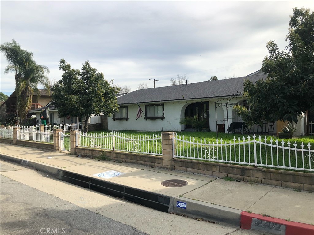 2302 8th Property Photo 16