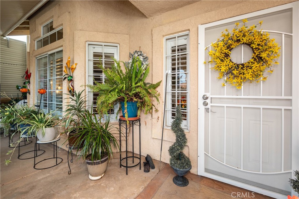 26592 Braddock Road Property Photo 2