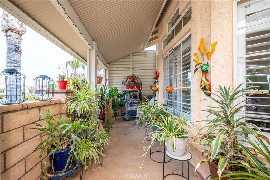 26592 Braddock Road Property Photo 3