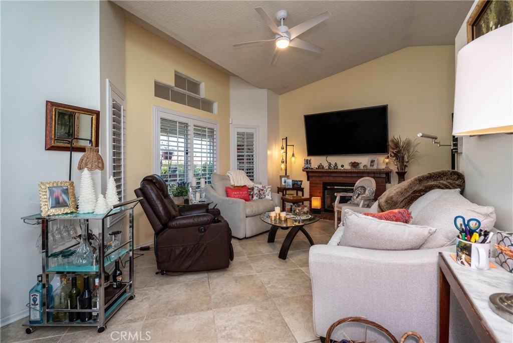 26592 Braddock Road Property Photo 7